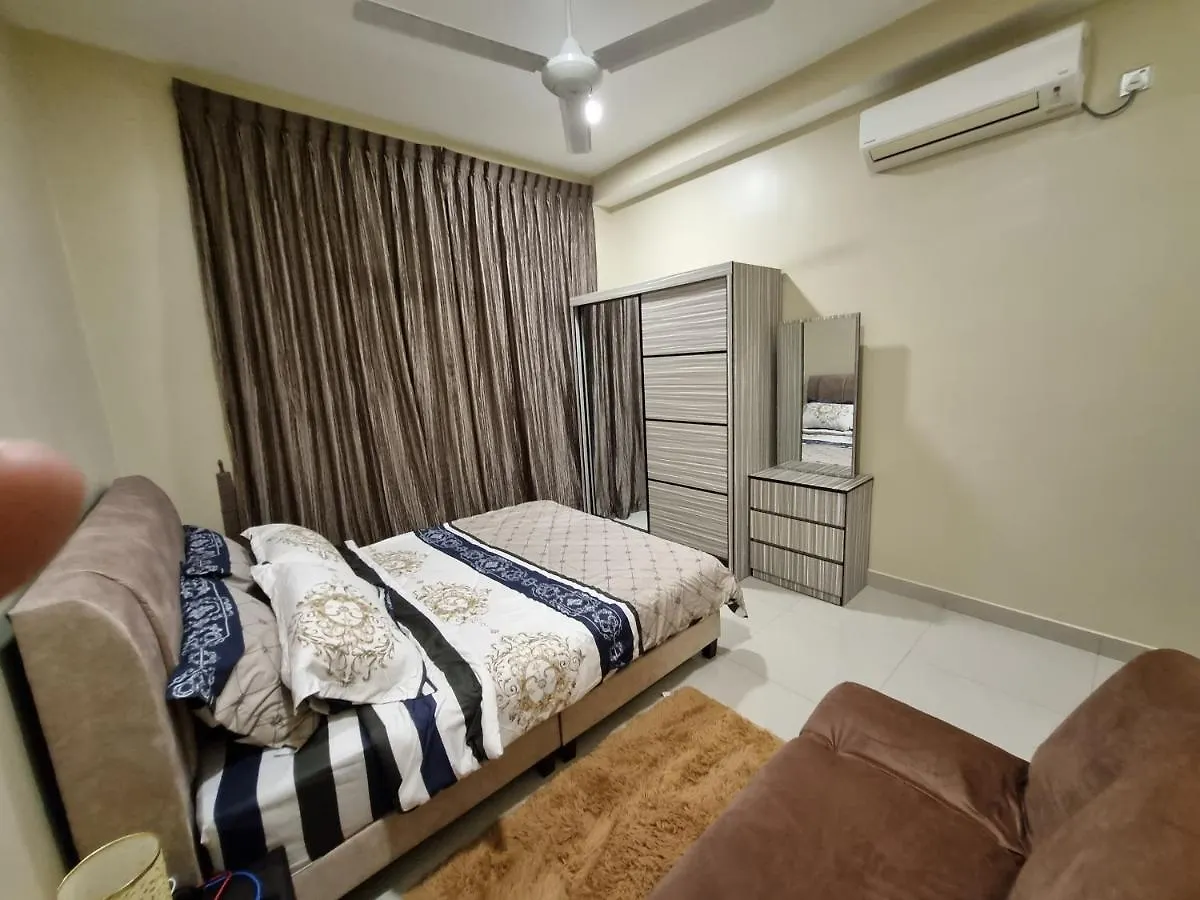 Eid2 Sks Habitat Larkin: Spacious Family Suite with Premium Amenities Johor Bahru Apartment