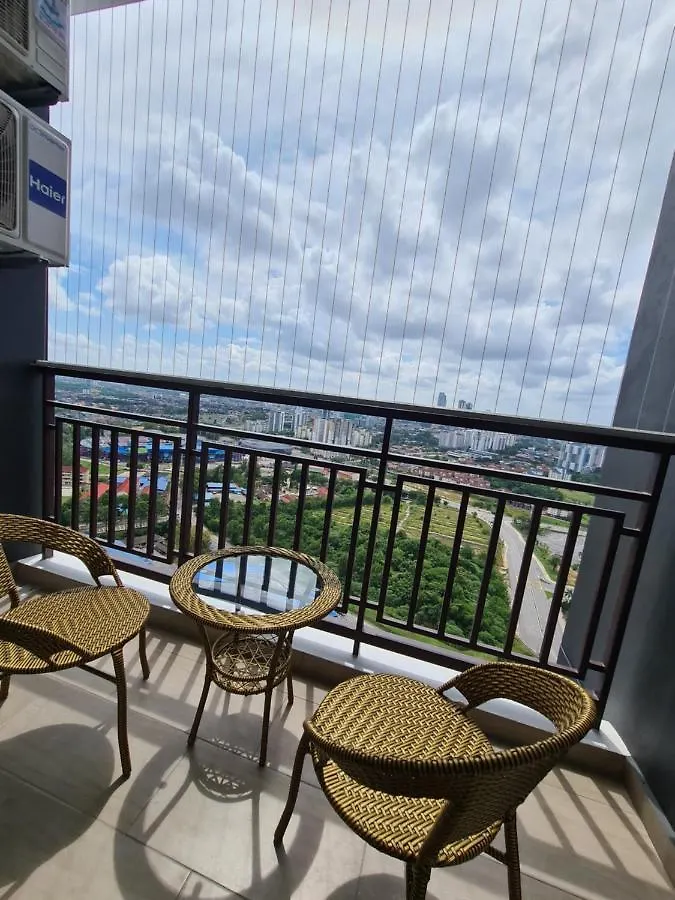 Eid2 Sks Habitat Larkin-3Br Family Friendly Up To 10Pax - 9 Beds- Free Wifi Pool Parking Gym & Preminum Facilities Appartement Johor Bahru 0*,