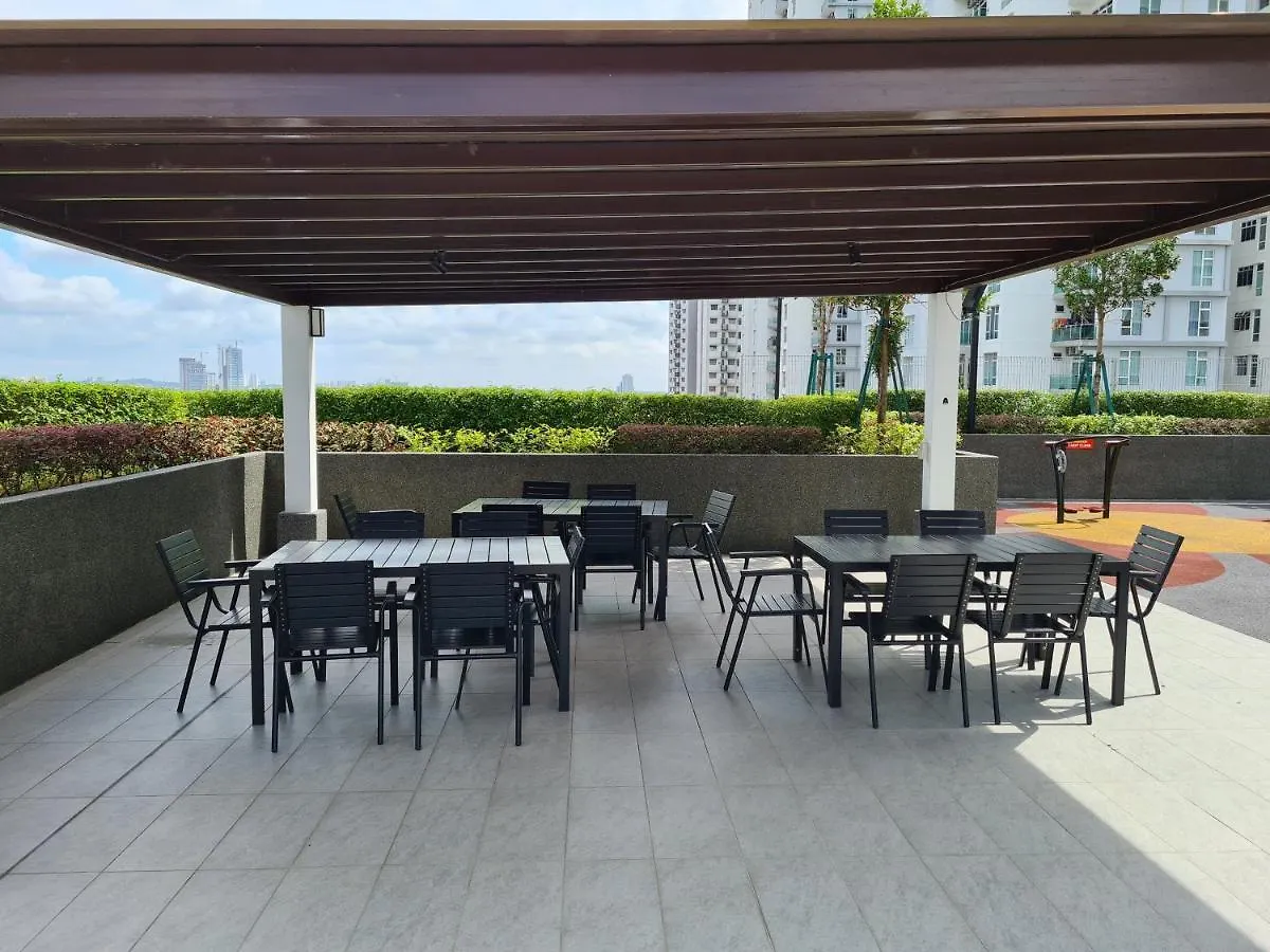 Eid2 Sks Habitat Larkin: Spacious Family Suite with Premium Amenities Johor Bahru