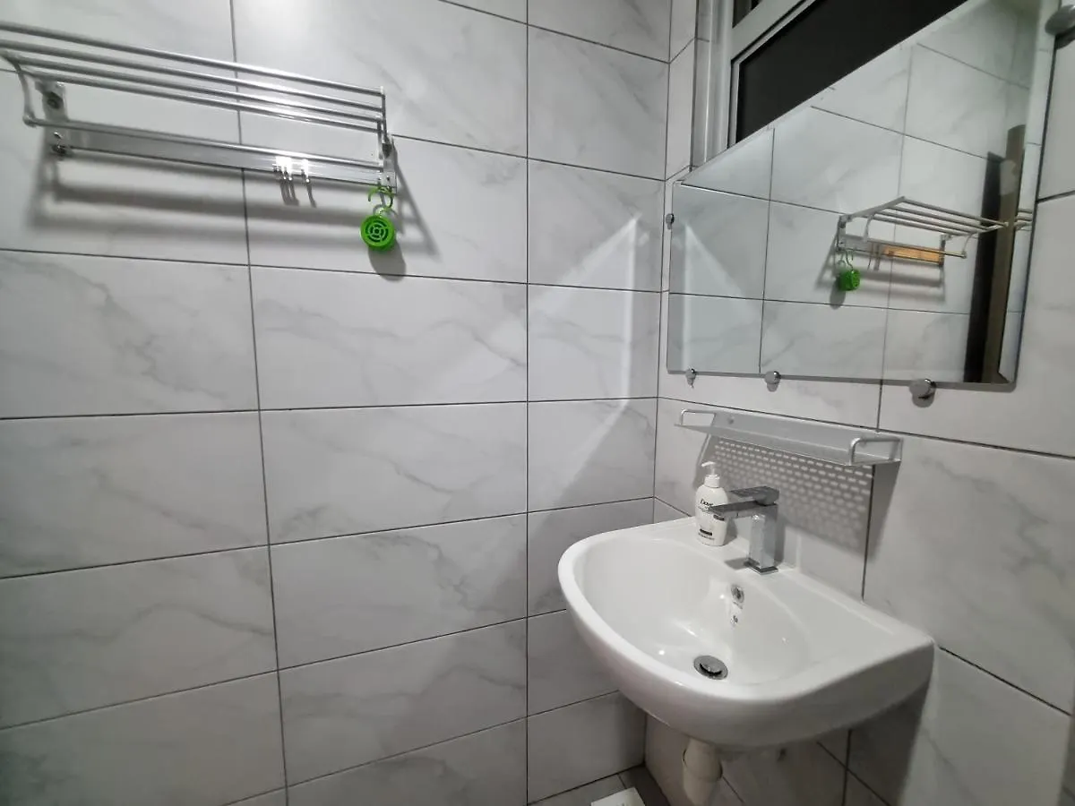 Apartment Eid2 Sks Habitat Larkin: Spacious Family Suite with Premium Amenities Johor Bahru