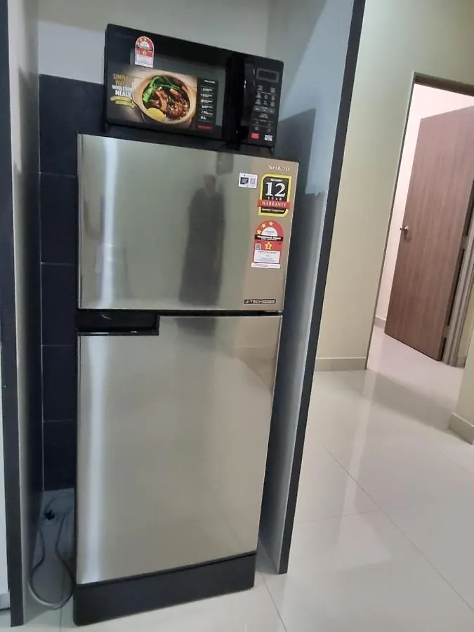 Eid2 Sks Habitat Larkin-3Br Family Friendly Up To 10Pax - 9 Beds- Free Wifi Pool Parking Gym & Preminum Facilities Appartement Johor Bahru Maleisië